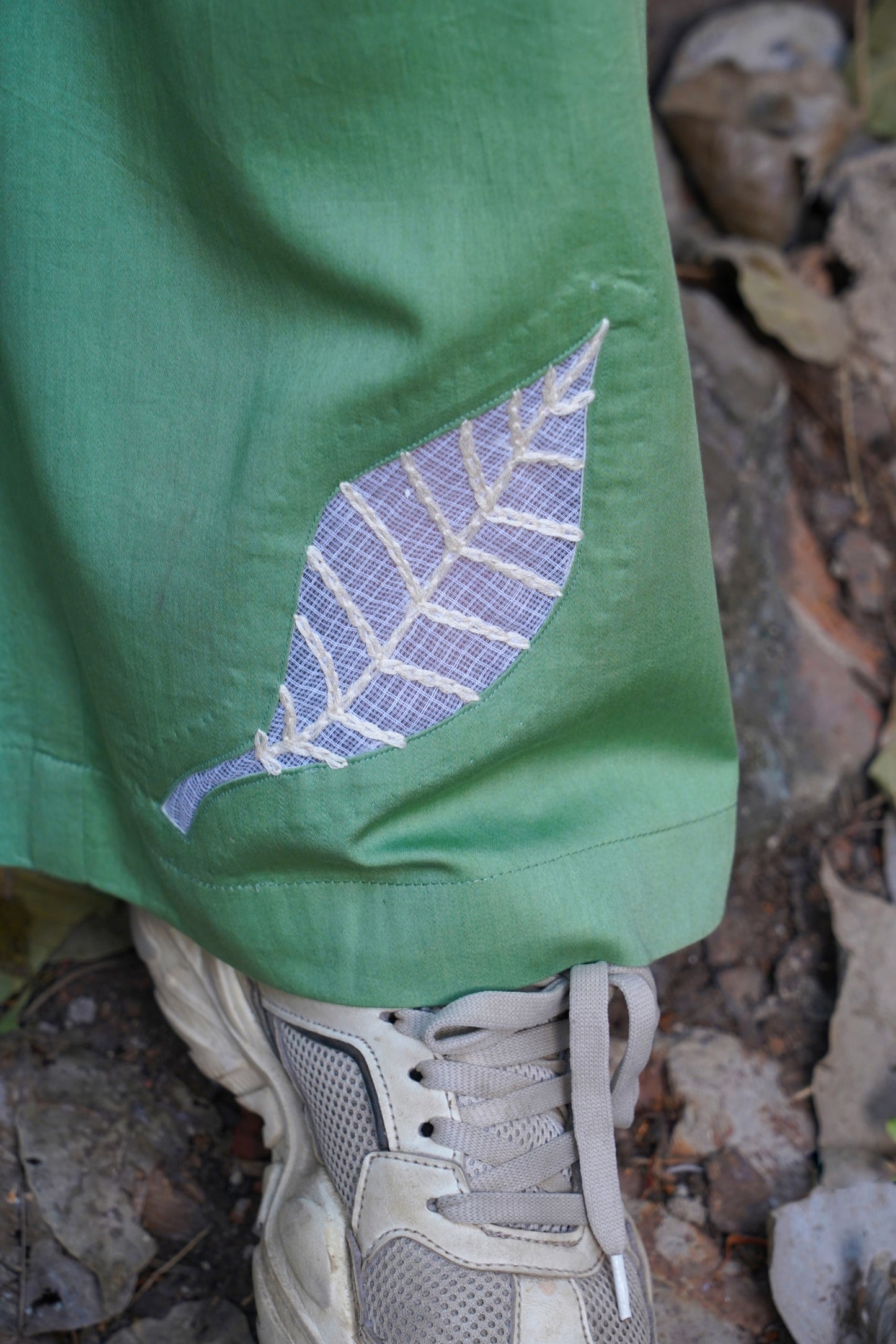 Whispering Foliage green Leaf Trouser