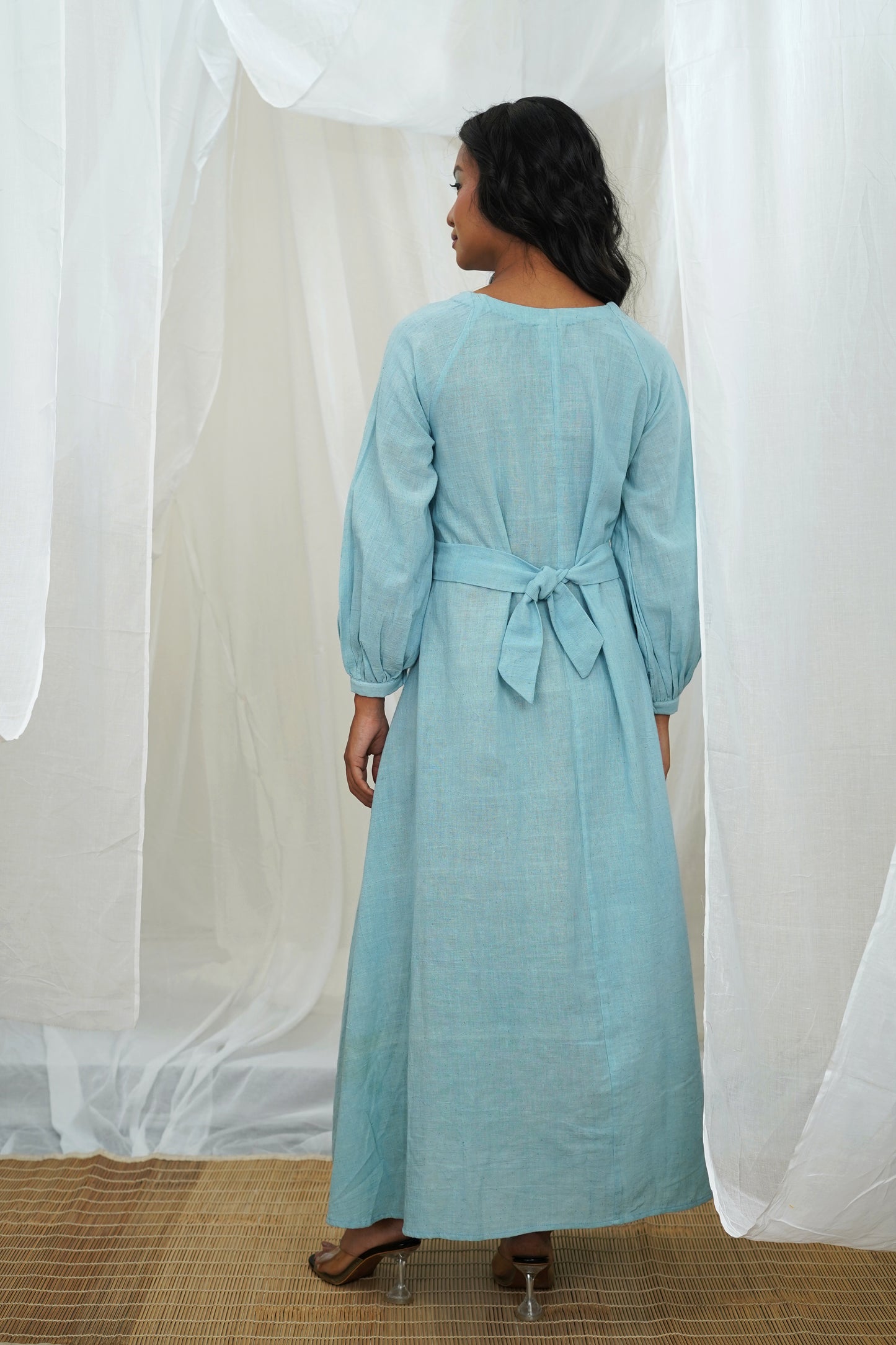 Hibo Sky Blue Midi Dress