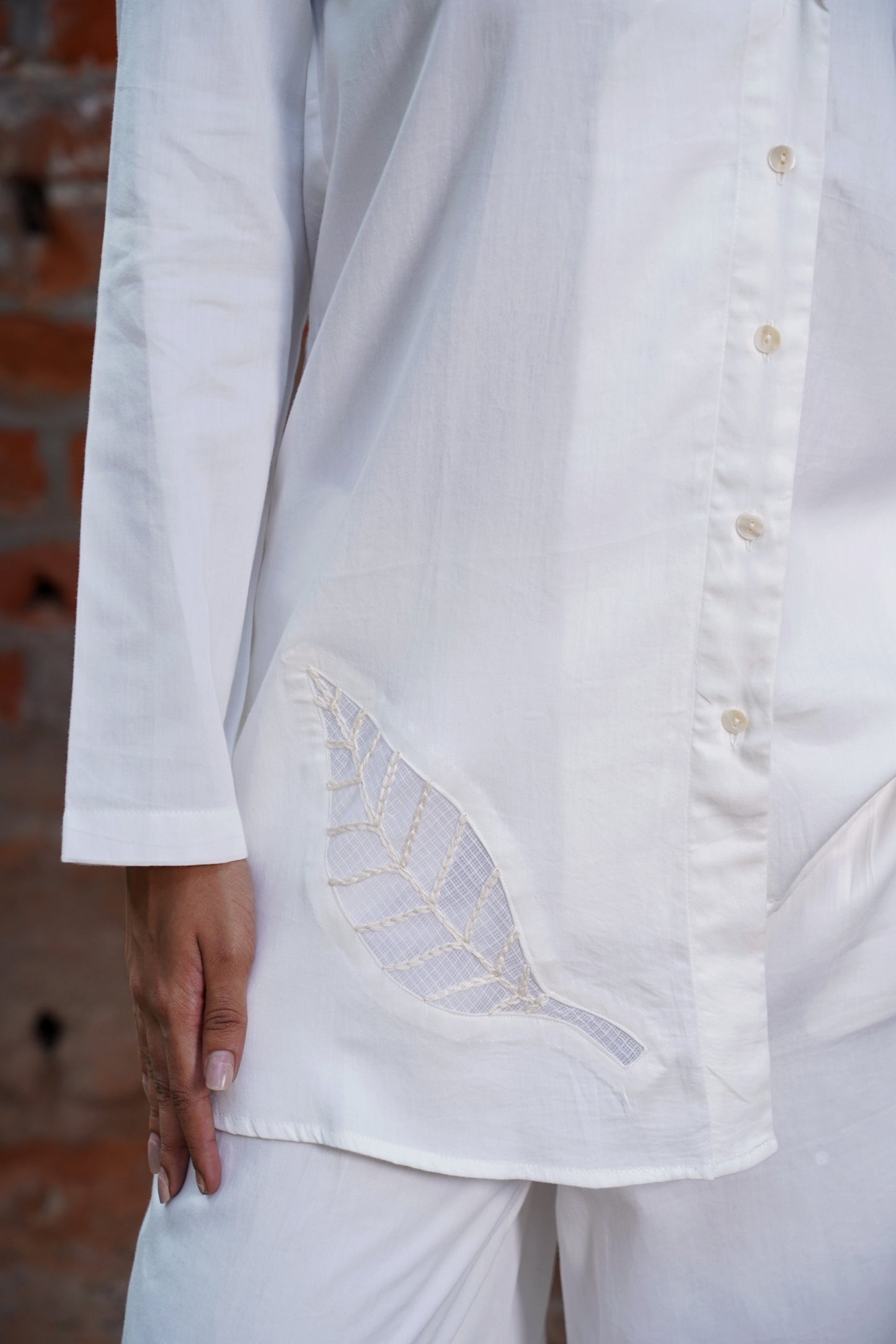 Whimsy White Leaf  Breeze Top